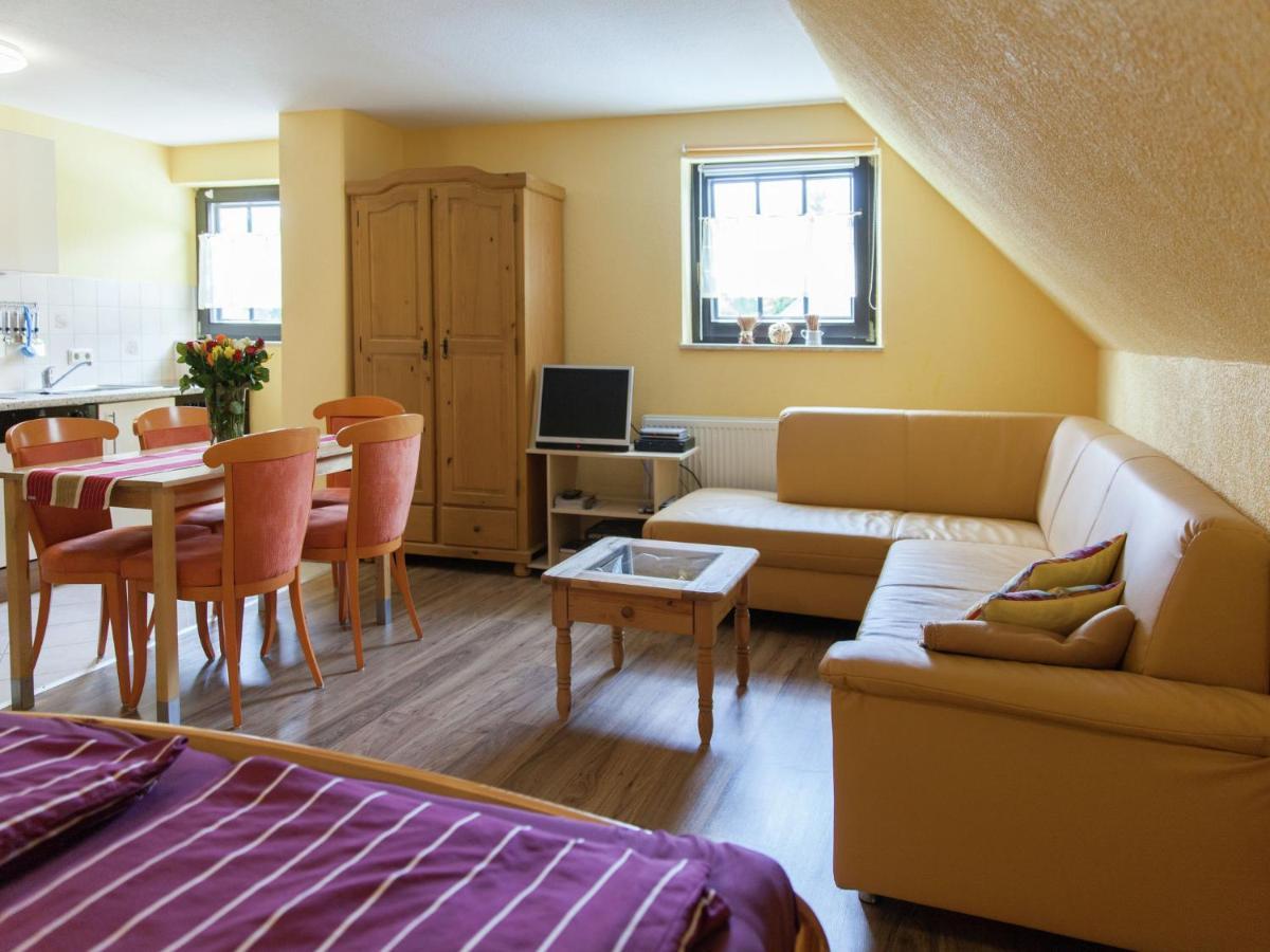 Beautiful Apartment In Merschbach With Garden Екстер'єр фото
