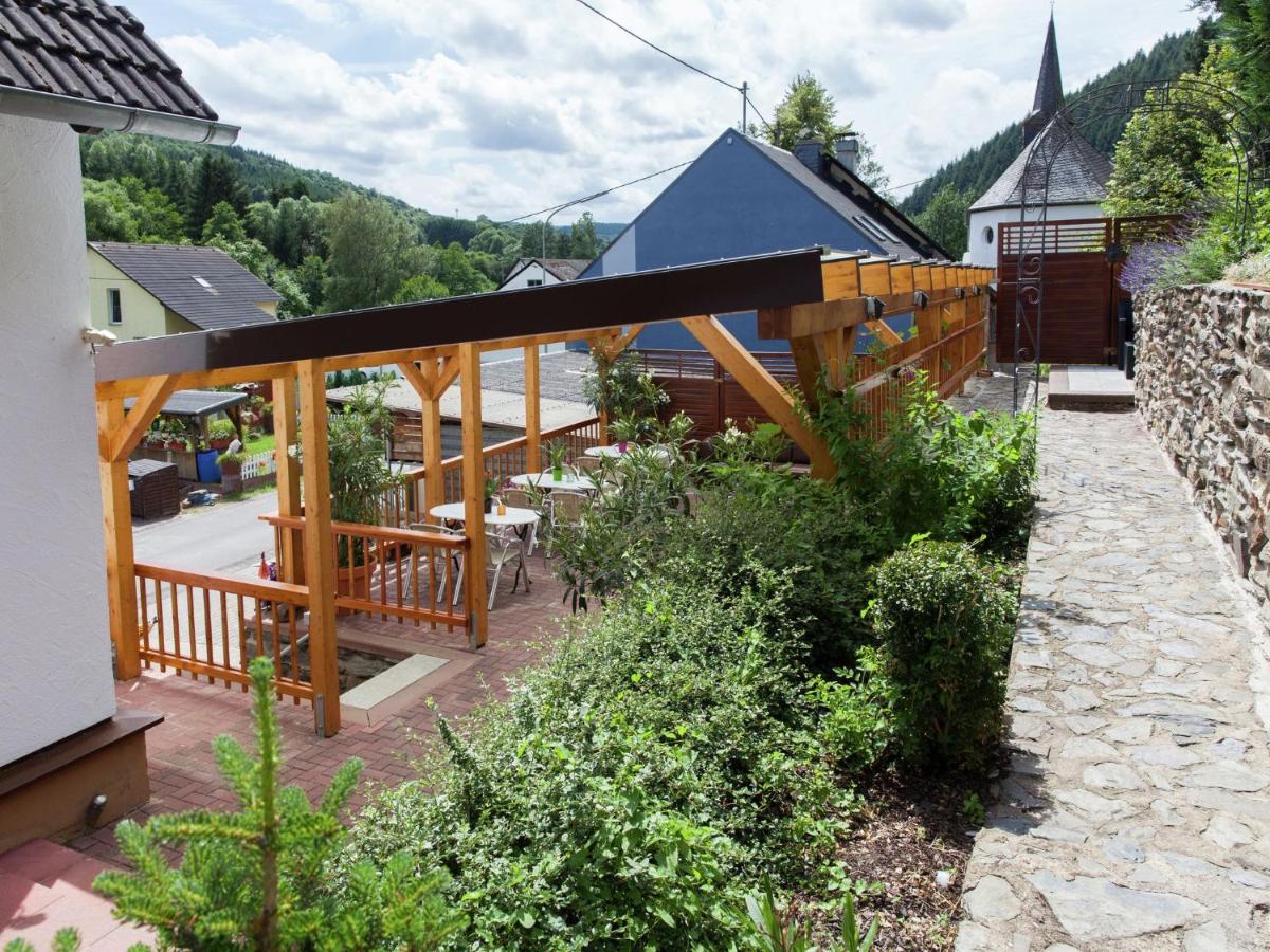 Beautiful Apartment In Merschbach With Garden Екстер'єр фото